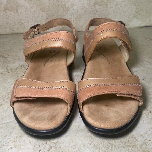 SAS Womens Tan Leather Sandals Adjustable Straps Black Sole Size 8N - Picture 2 of 7